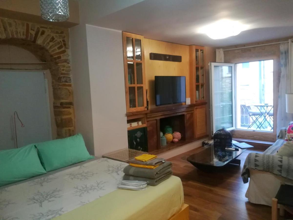 Apartamento Mastixi Chios Town Exterior foto